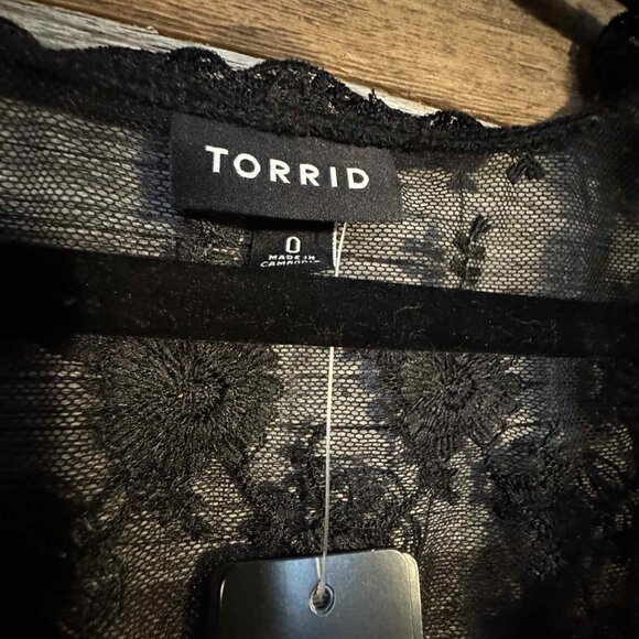 NWT TORRID BLACK V LACE TANK - Picture 2 of 8